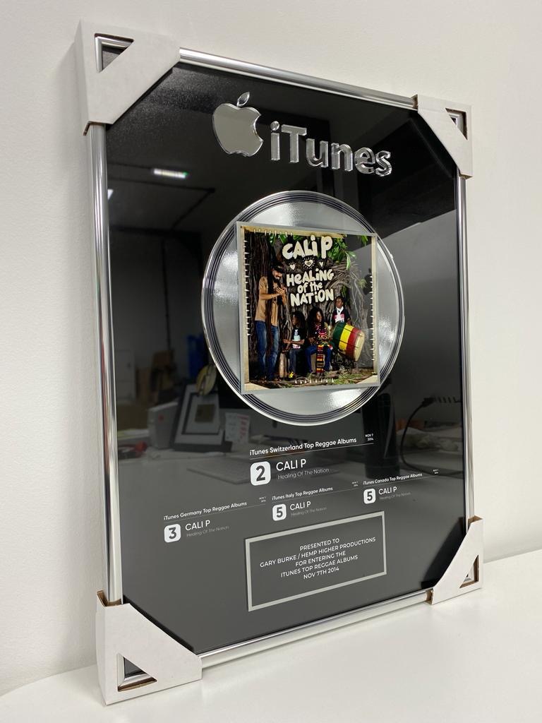 iTunes plaque